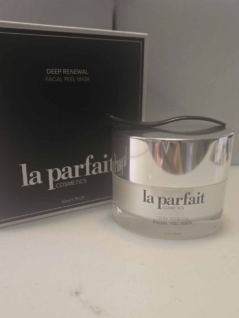 La Parfait Deep Renewal Facial Peel Mask